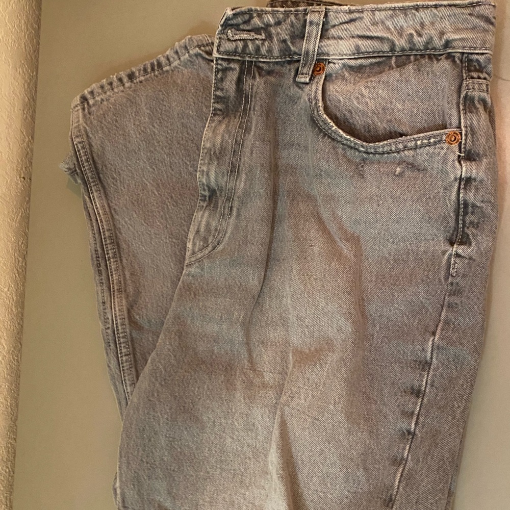 grey zara jeans